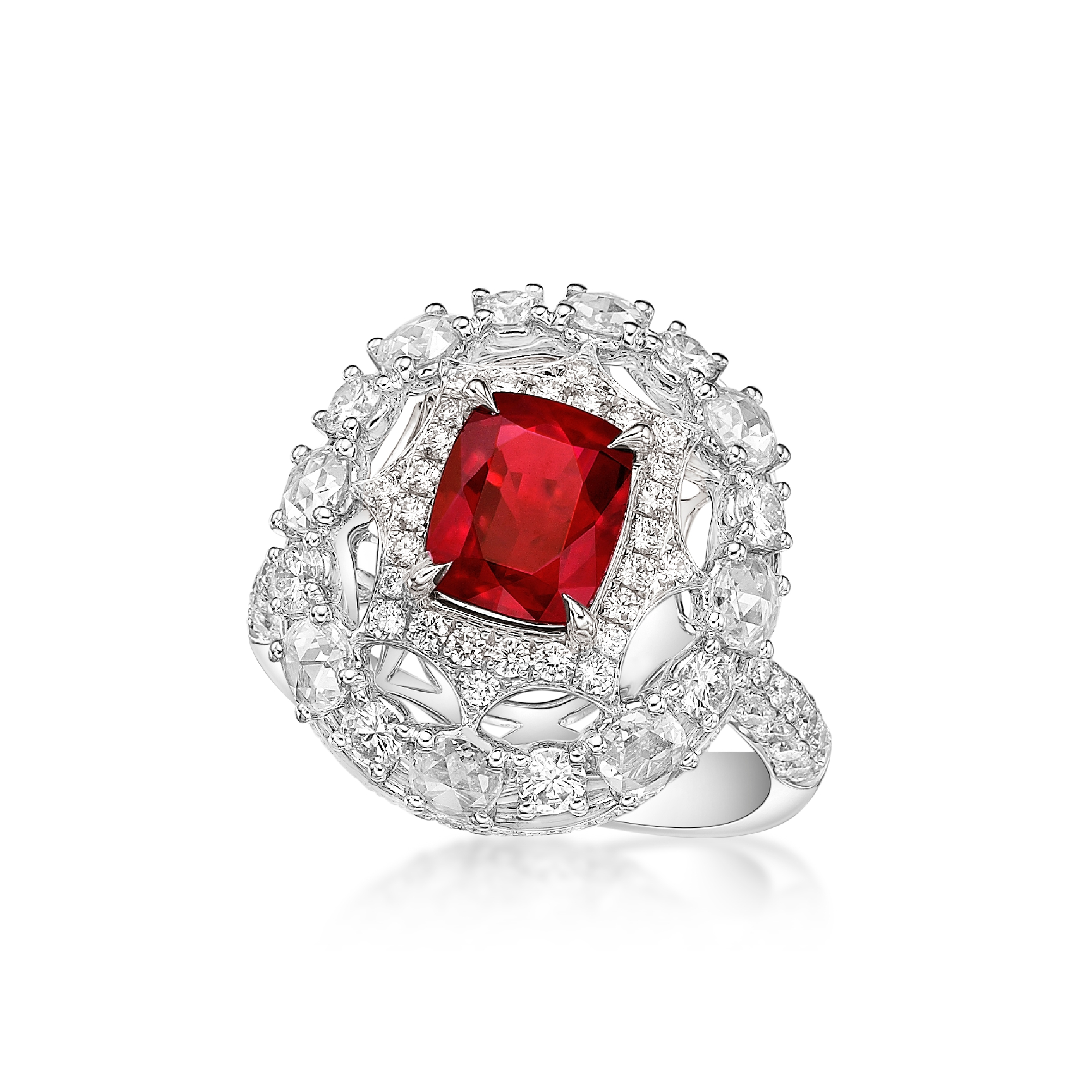 Salon Mozambique Ruby and Diamond Ring | Maison Birks